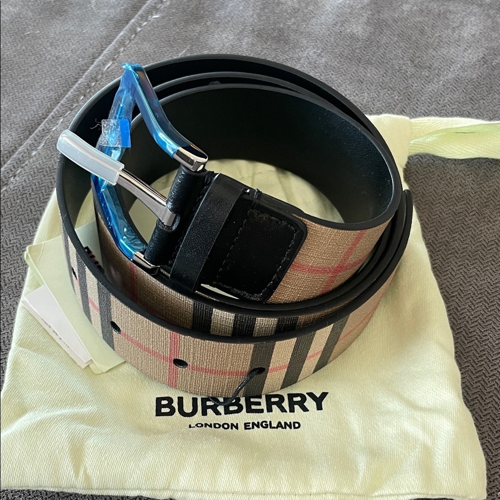 Burberry Black and Tan Unisex Belt
